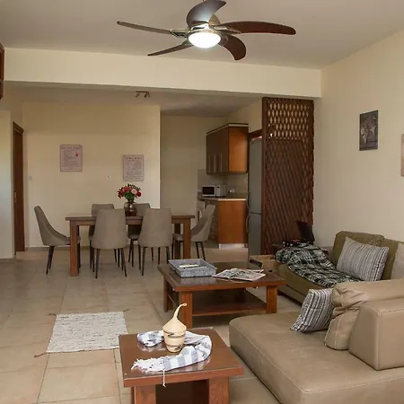 Coral Bay Sunlove Casa de hóspedes